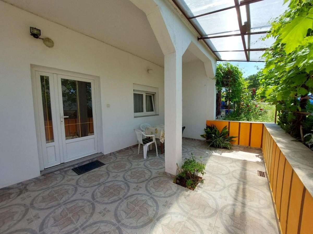 Apartment Ankica Punat Exterior photo